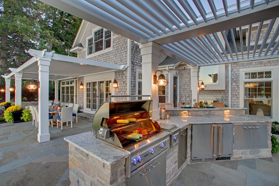 HGTV  - Outdoor Kitchen Building Resource