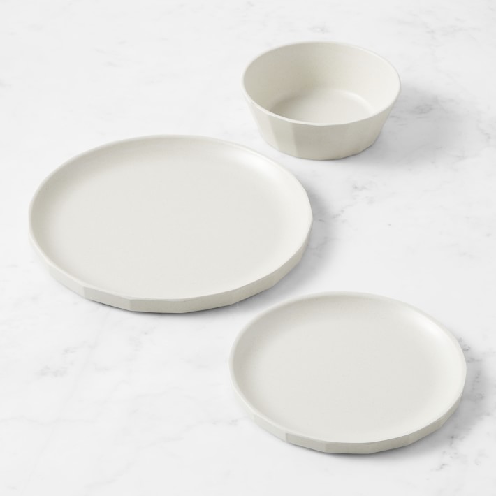 dinnerware set