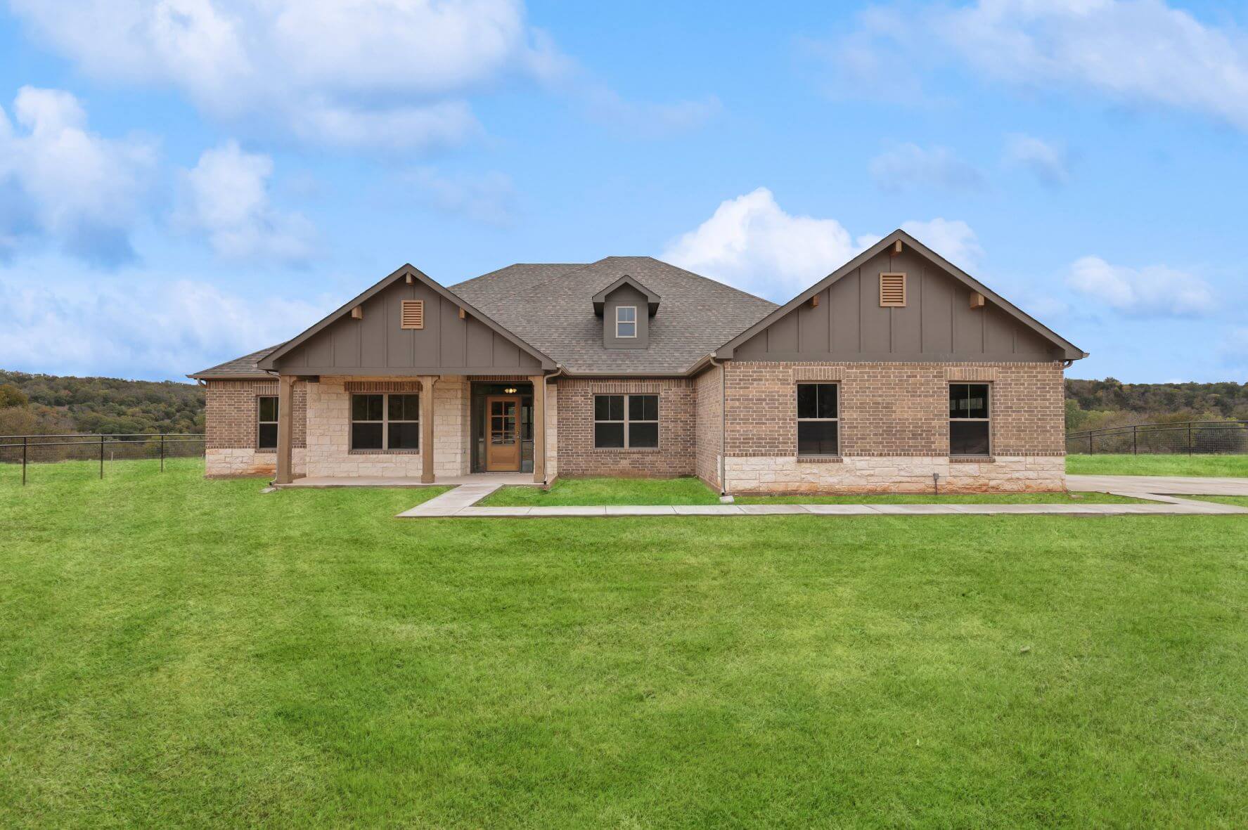 Grandview Legacy Side Entry Garage Front Exterior