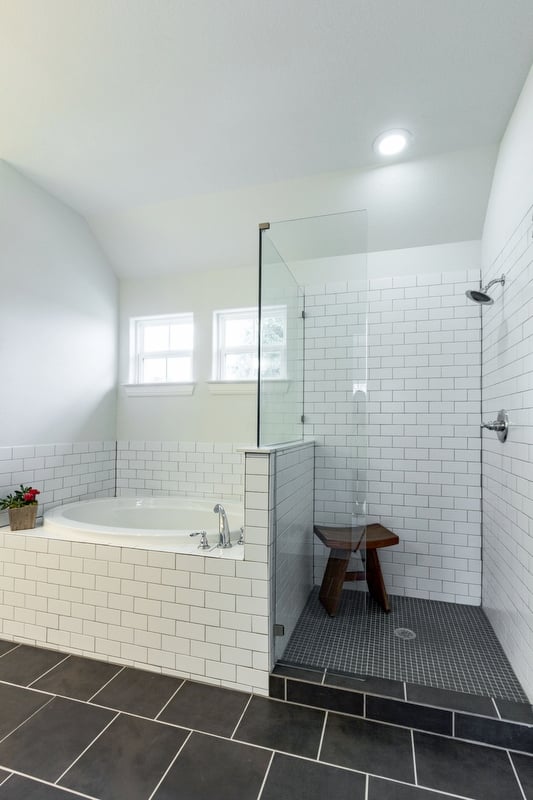 Bathroom Design (Custom Texas Homes): Tiled Bathroom With White on Black Theme