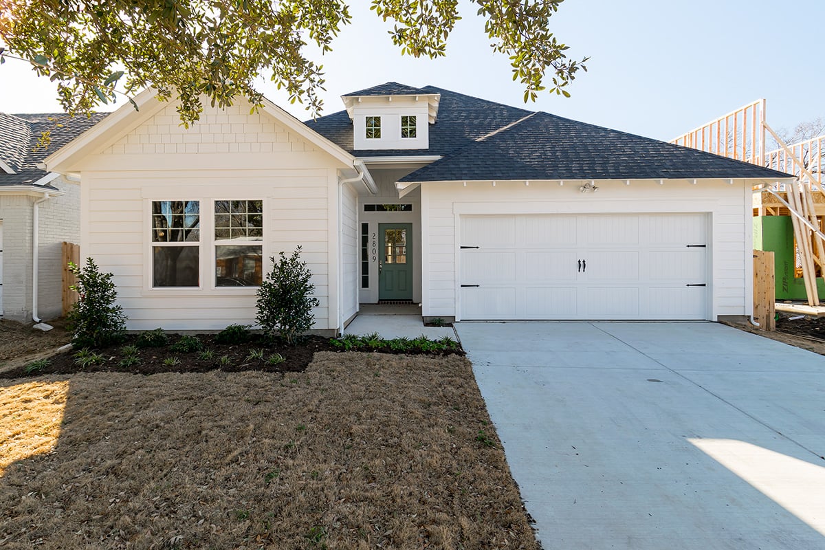 Exterior Home Design (North Texas): all white craftsman bungalow style