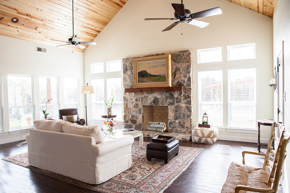 Living Room Design (Texas Homes): fireplace wall in farmhouse great room