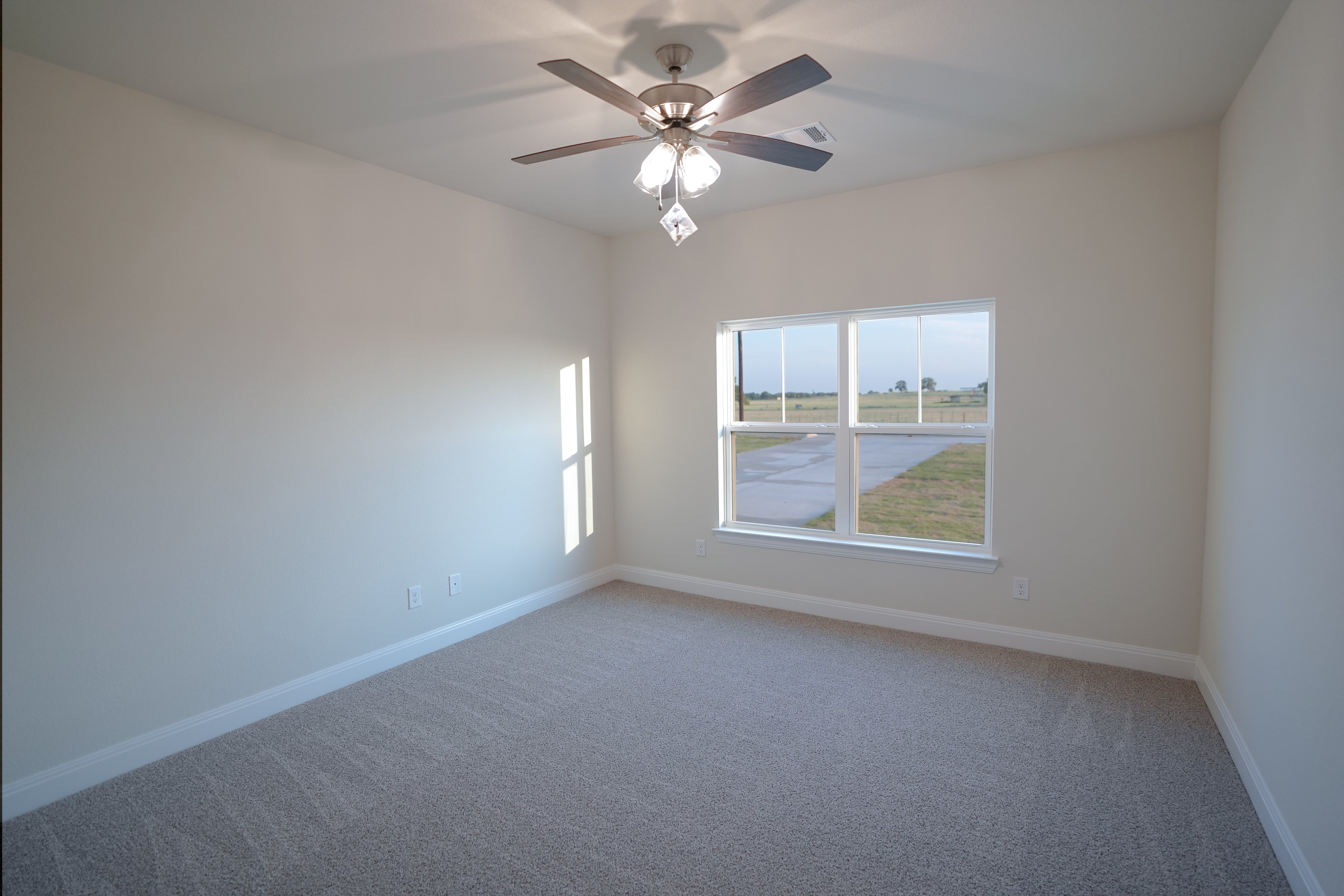 Master Bedroom2